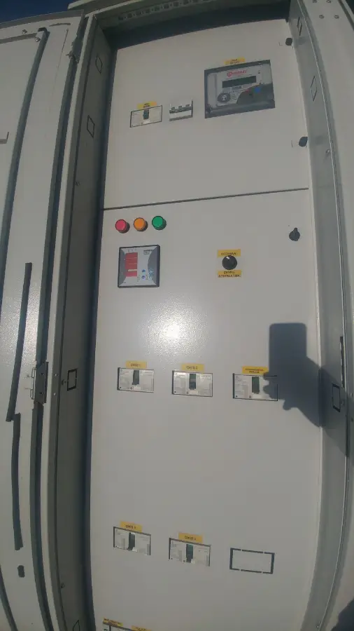 160kva-olcu-dagitim-ve-kompanzasyon-panosu-1.webp