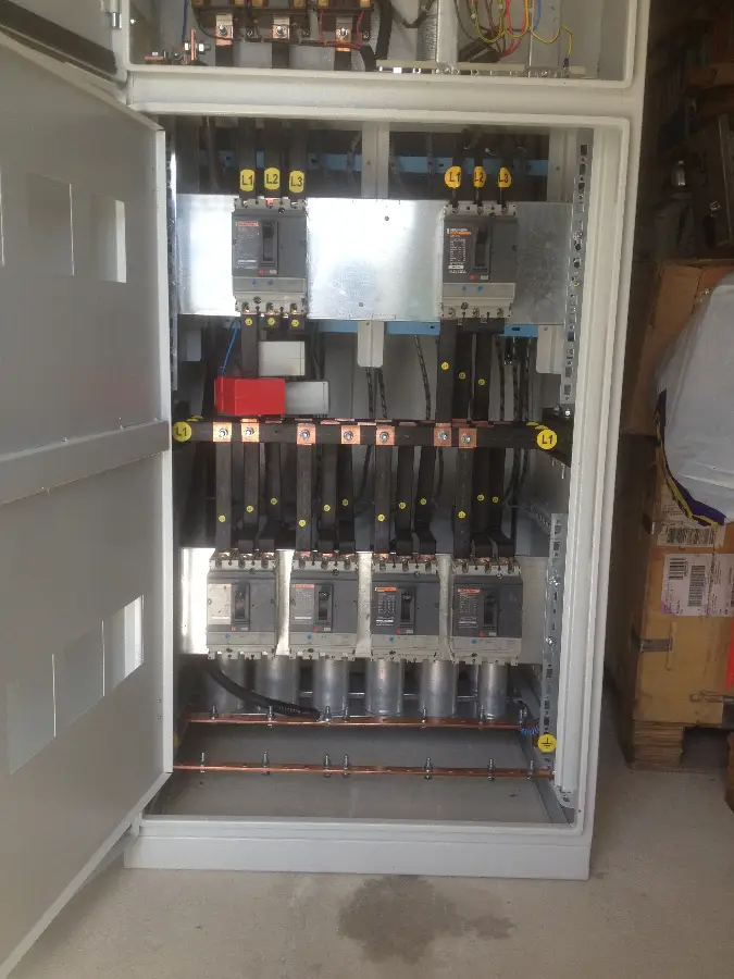 160kva-olcu-dagitim-ve-kompanzasyon-panosu-2.webp